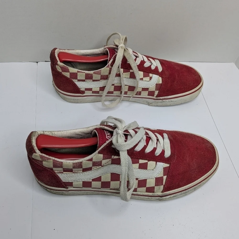 Vans Red Checker Sneaker Shoe 8 Women - Picture 3 of 8
